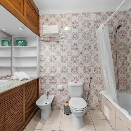 Апартаменты Helena's House Sea View Албуфейра